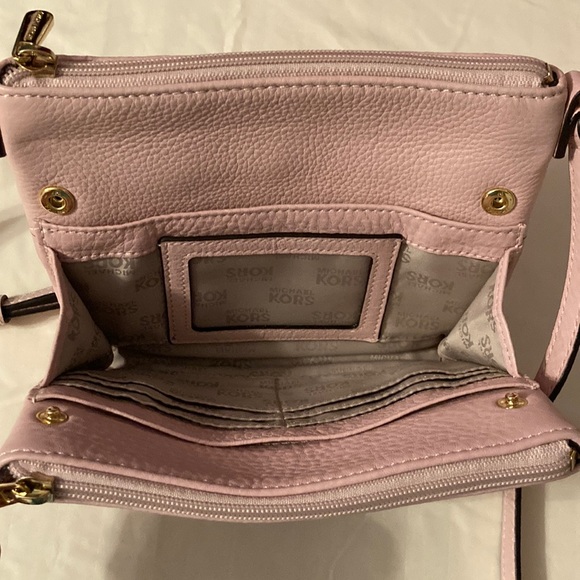 Michael Kors Pink Crossbody Bag - Picture 3 of 8